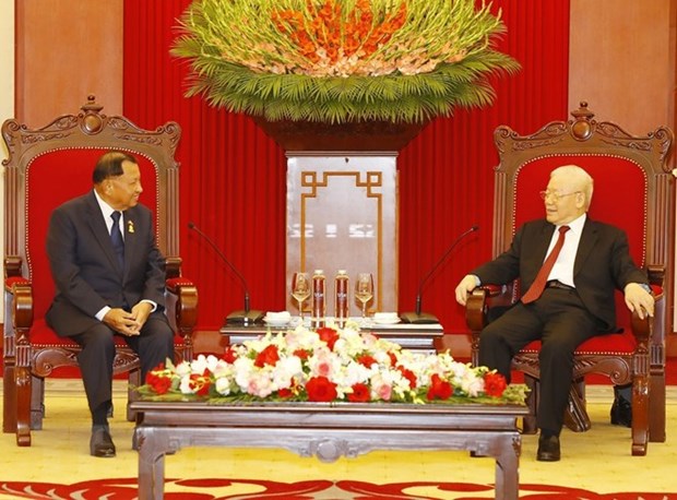 Le president du Senat du Cambodge Samdech Say Chhum acheve sa visite officielle au Vietnam hinh anh 2