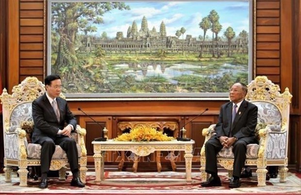 Renforcement des relations Vietnam-Cambodge hinh anh 1