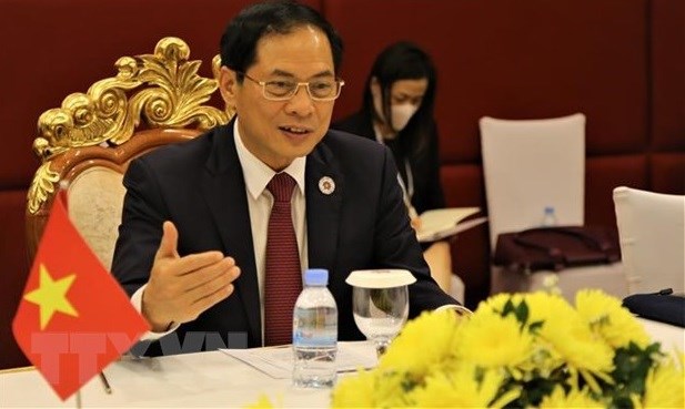 La mission au Cambodge du Premier ministre Pham Minh Chinh approfondit les liens bilateraux hinh anh 1