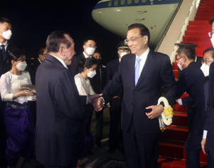 , Le Premier ministre chinois Li Keqiang arrive à Phnom Penh au Cambodge