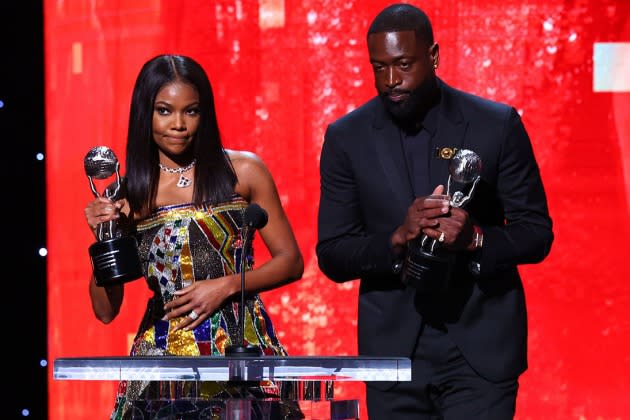 You are currently viewing Edito tout frais : Gabrielle Union-Wade and Dwyane Wade Fight for Justice for Black Trans People at 2023 NAACP Image Awards