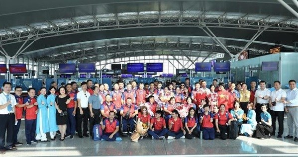 ASEAN Para Games 12: les sportifs vietnamiens partent pour le Cambodge hinh anh 1