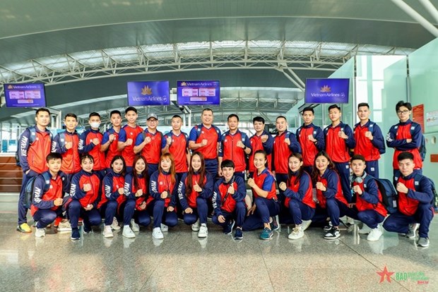 SEA Games 32: les sportifs vietnamiens partent pour le Cambodge hinh anh 1