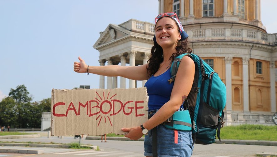 , Elle part au Cambodge mais ne veut surtout pas prendre l&rsquo;avion : Lisa va faire 10 285 km en autostop