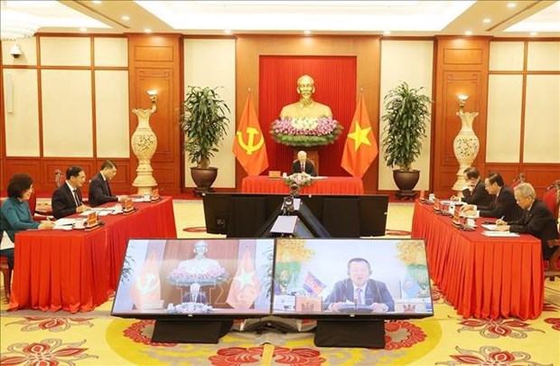 Vietnam-Cambodge : conversation telephonique entre Nguyen Phu Trong et Hun Sen hinh anh 1