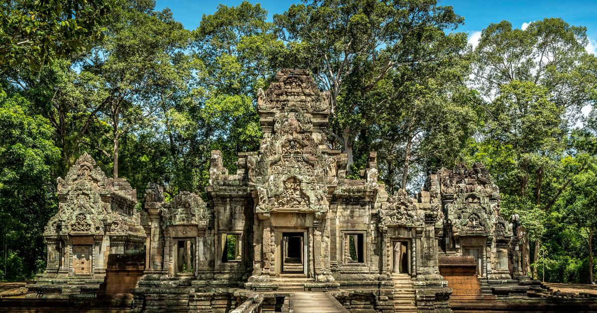 , Un trésor khmer importé en contrebande à Lyon rendu par les douanes au Cambodge