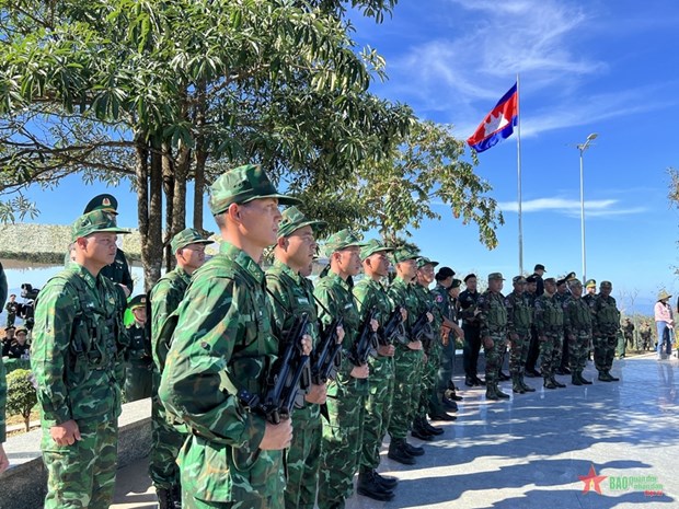 Controler les preparatifs du premier echange d’amitie de la defense frontaliere Vietnam-Laos-Cambodge hinh anh 2