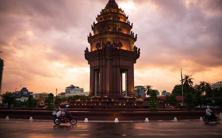 , La France célèbre les 70 ans d’indépendance du Cambodge
