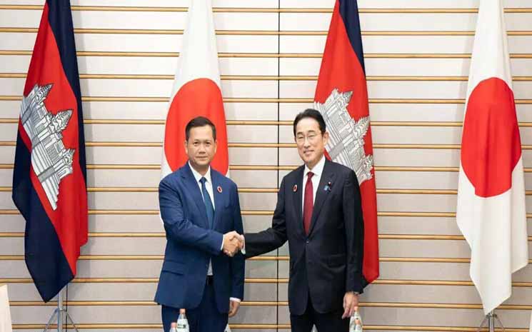 , Signature de sept accords entre le Japon et le Cambodge