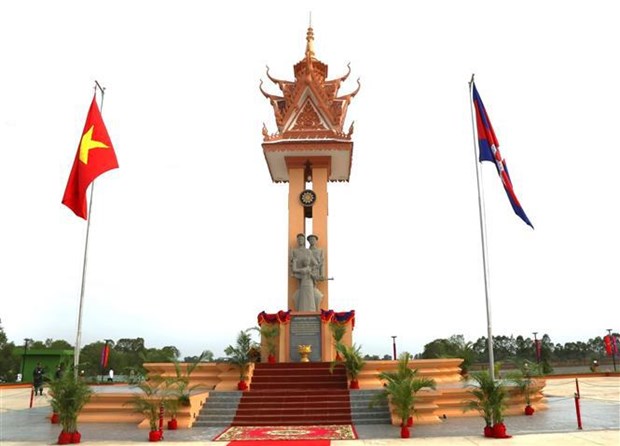 Inauguration d'un autre monument de l'amitie Vietnam-Cambodge hinh anh 1