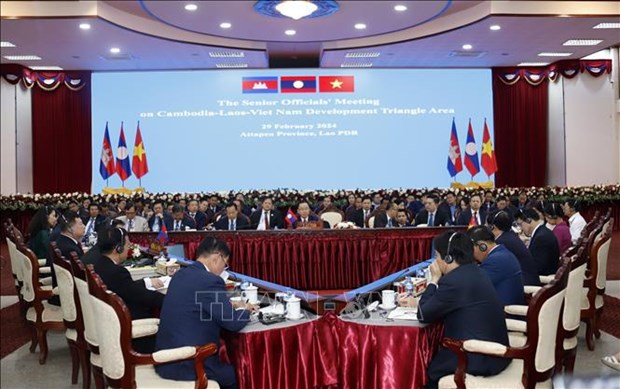 Le Vietnam appelle a une percee dans la cooperation Cambodge-Laos-Vietnam hinh anh 1