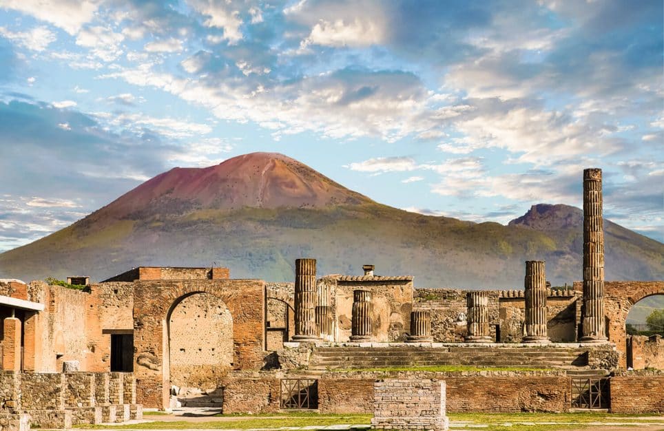 La cité de Pompei, vue sur le Vésuve